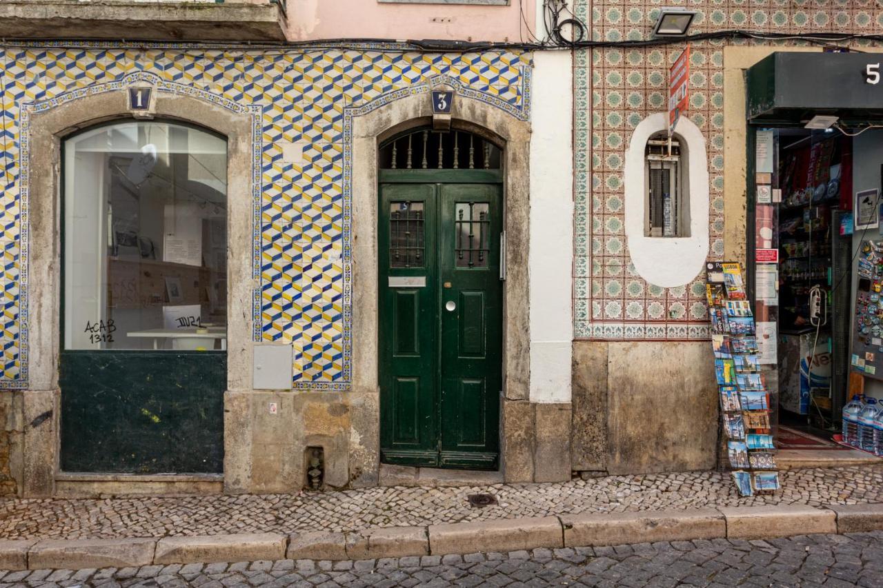 ליסבון Joivy Chic 2Br Apt In Bairro Alto, 2Mins To Sao Pedro De Alcantara Viewpoint מראה חיצוני תמונה